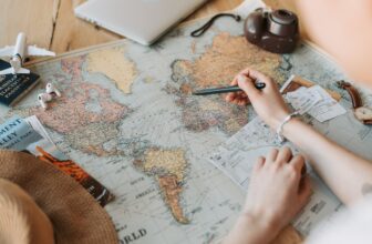 Discover 10 powerful mindful travel tips